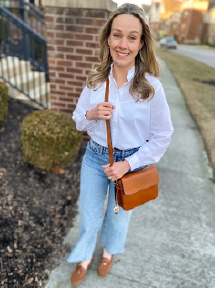 Essential Crossbody