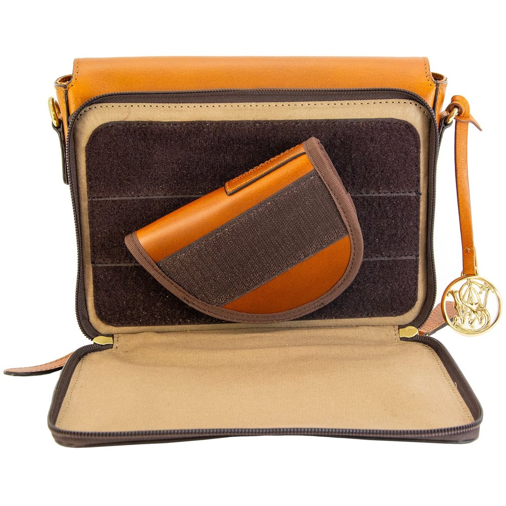 Essential Crossbody