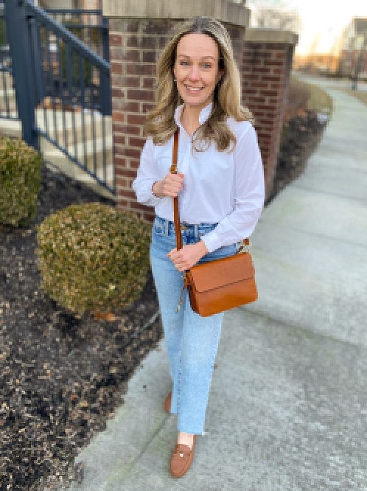 Essential Crossbody