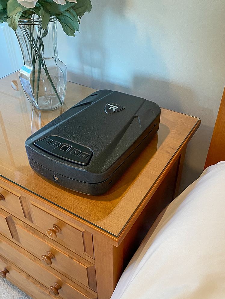 Voyant - Travel Handgun Safe